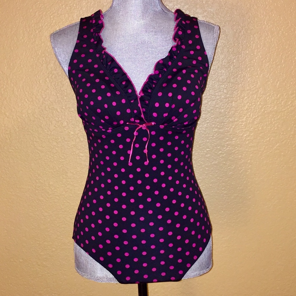 😎 Gabar Chlorine-Resistant Swimsuit - Size 8 NWOT